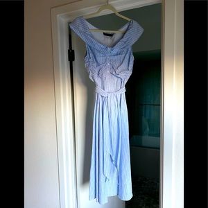 🔥Zara Midi dress medium nwot